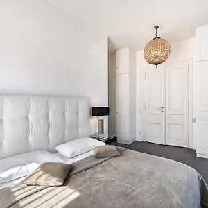 Apartment 6, Wien