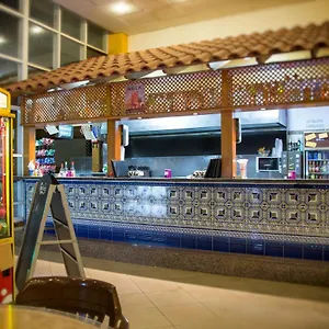 ** Apartahotel Oro Blanco España