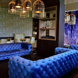 **** Otel Riva - Delft Hollanda